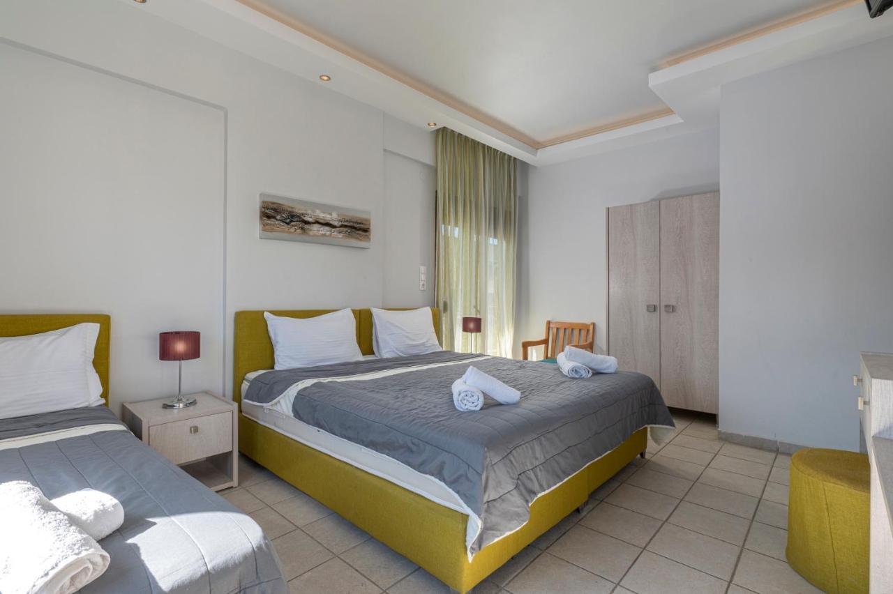 Adonis Hotel Pefkochori Eksteriør bilde